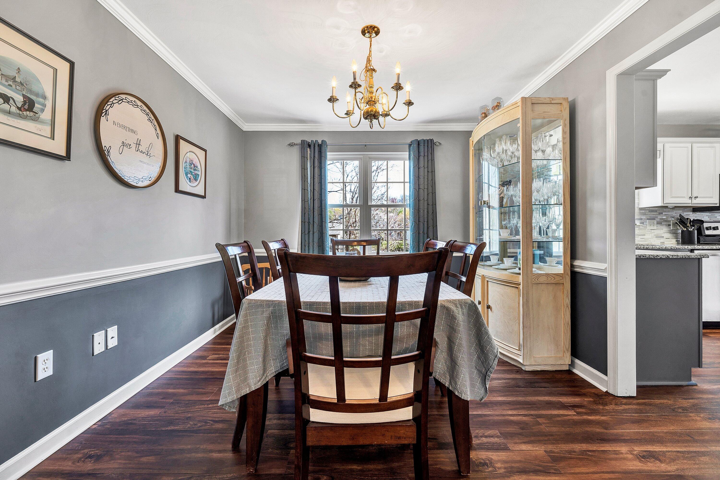 3129 Valley Stream DR