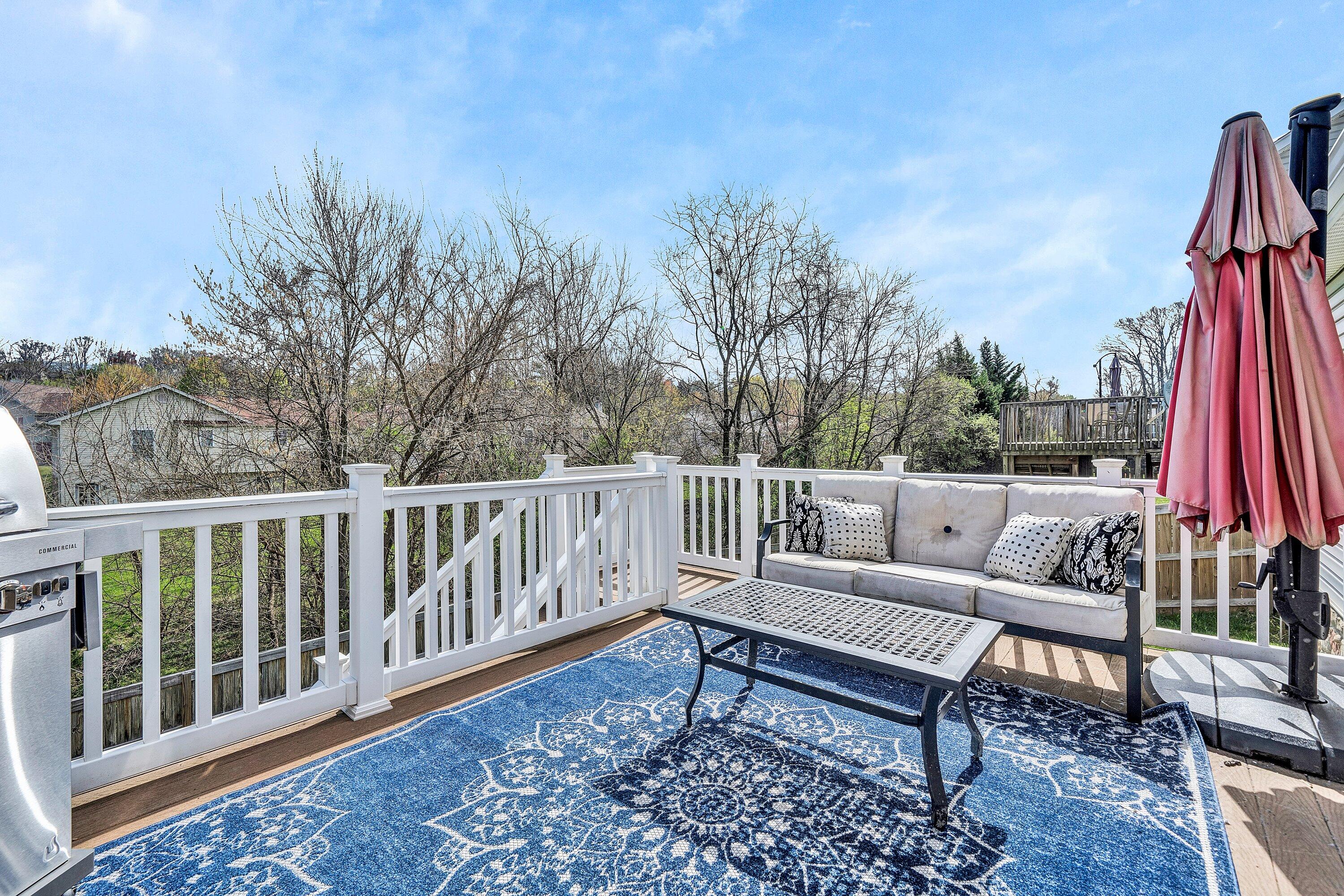 3129 Valley Stream DR