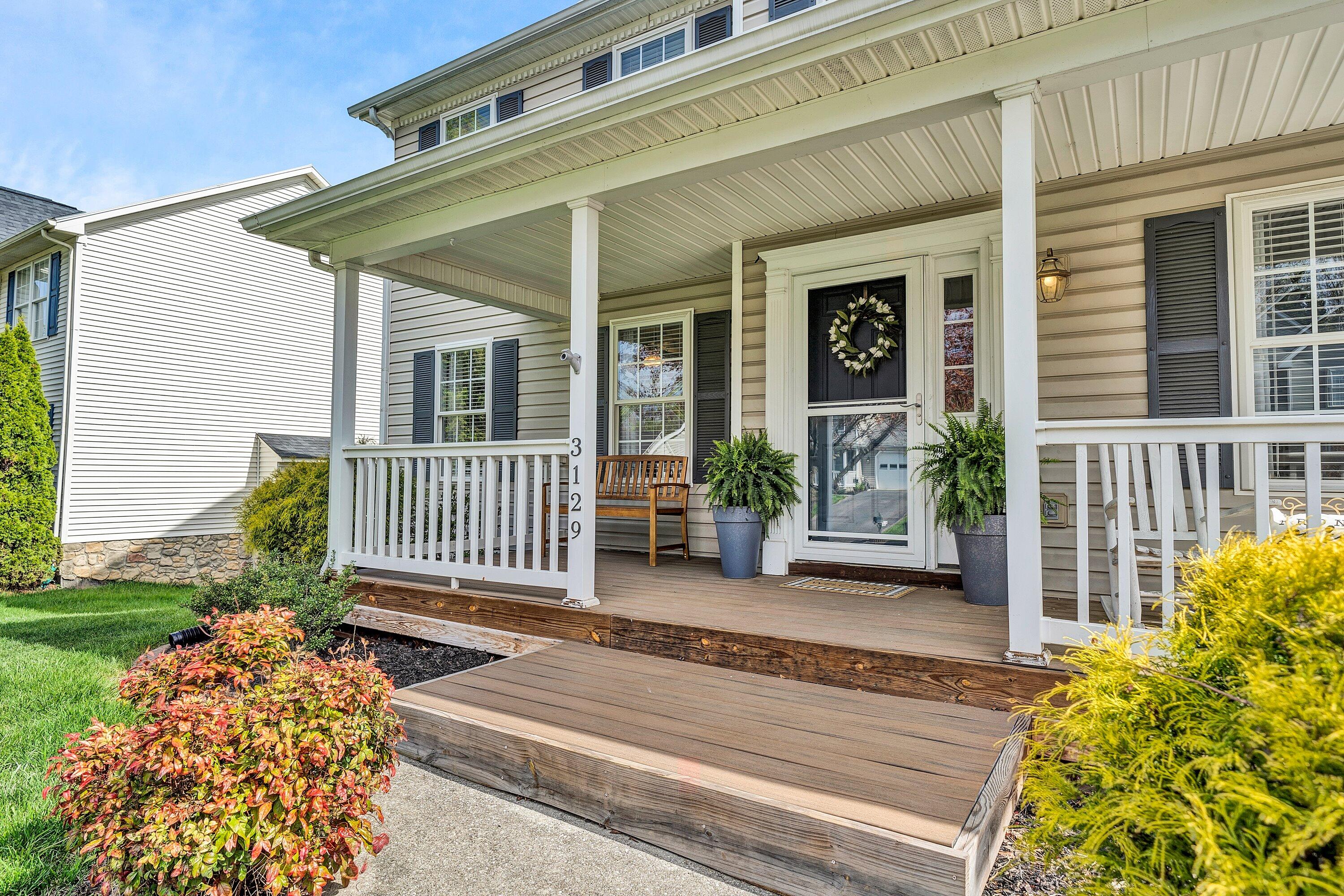 3129 Valley Stream DR