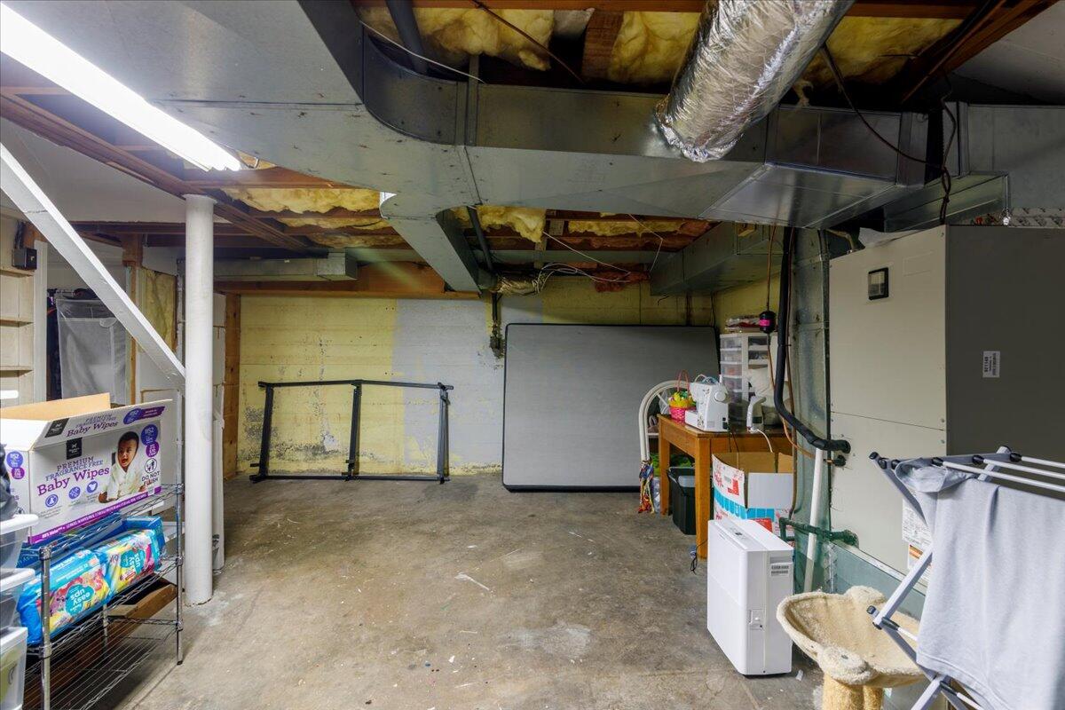 2627 Northview DR SW