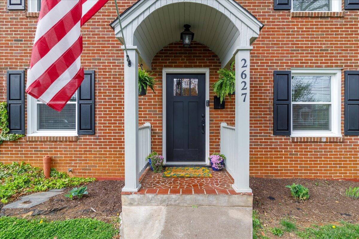 2627 Northview DR SW