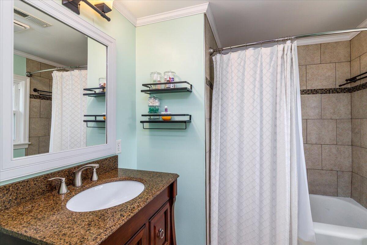 2627 Northview DR SW