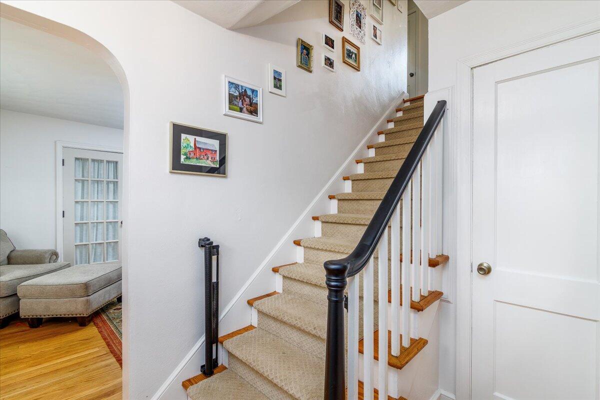 2627 Northview DR SW