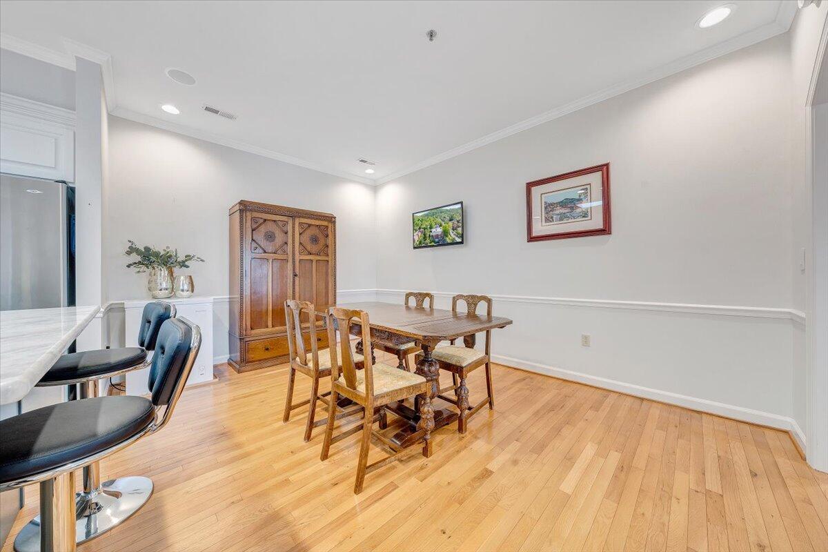 2208 S Jefferson ST Unit: 313