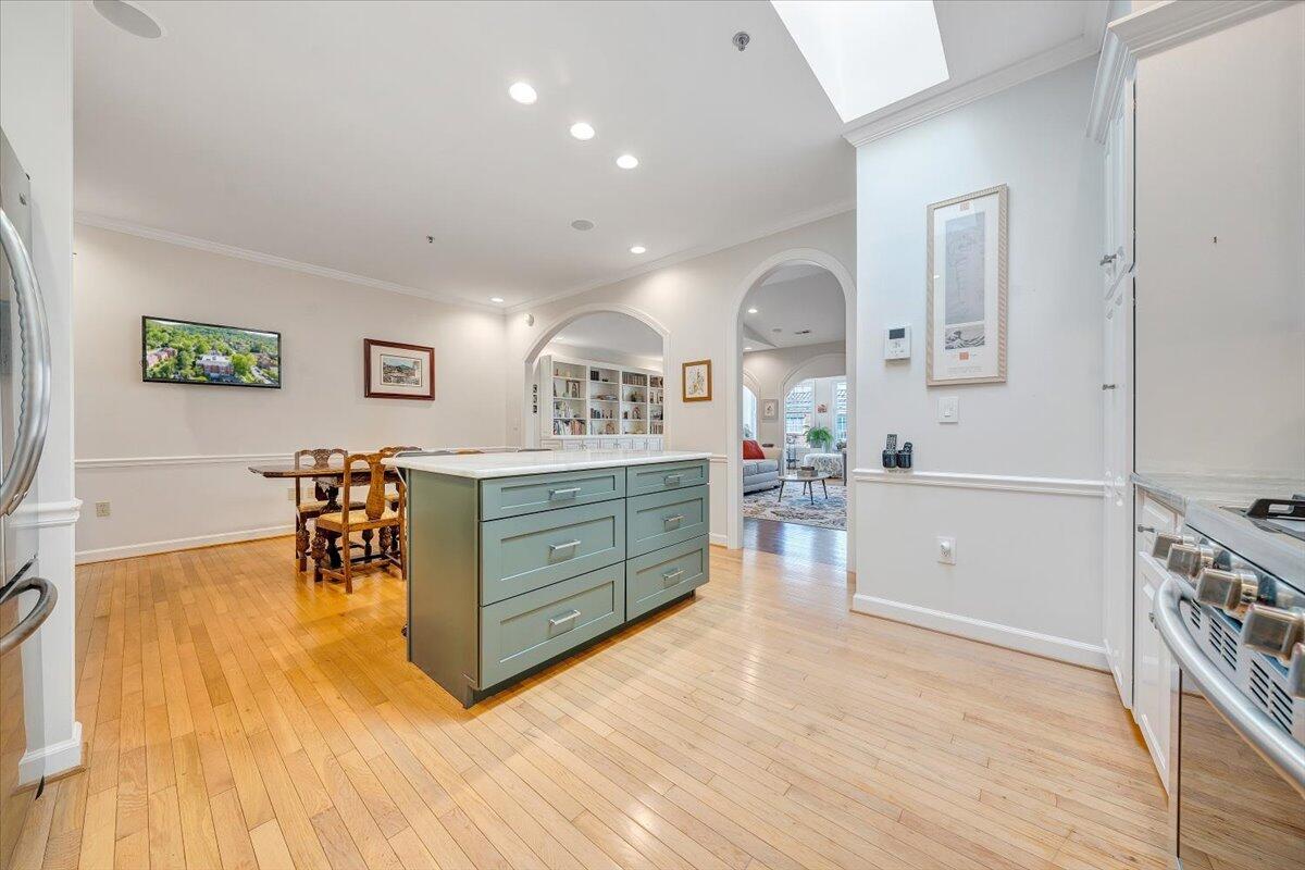 2208 S Jefferson ST Unit: 313