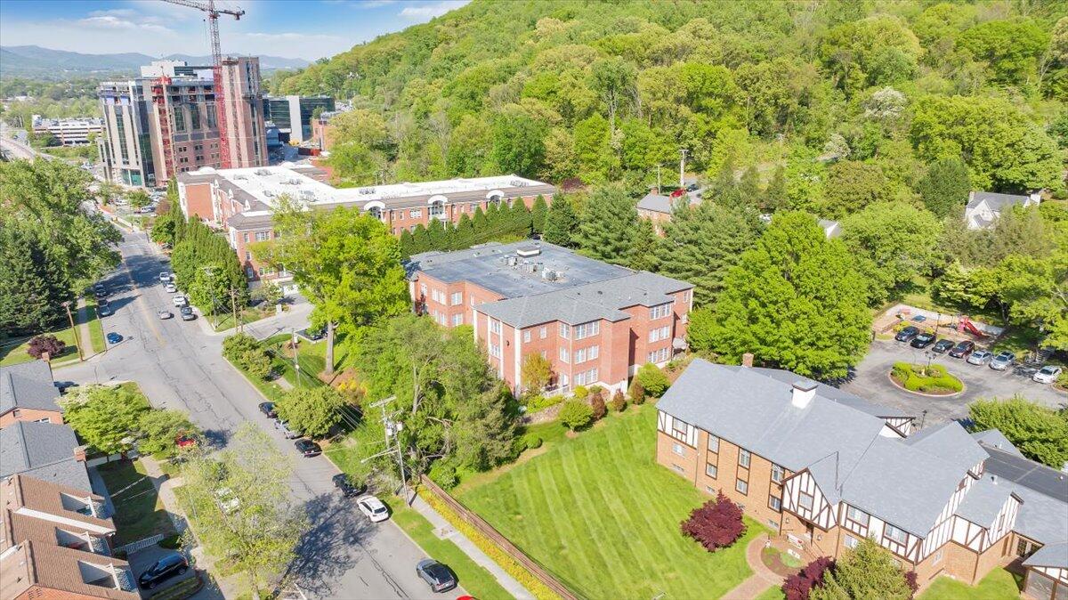 2208 S Jefferson ST Unit: 313