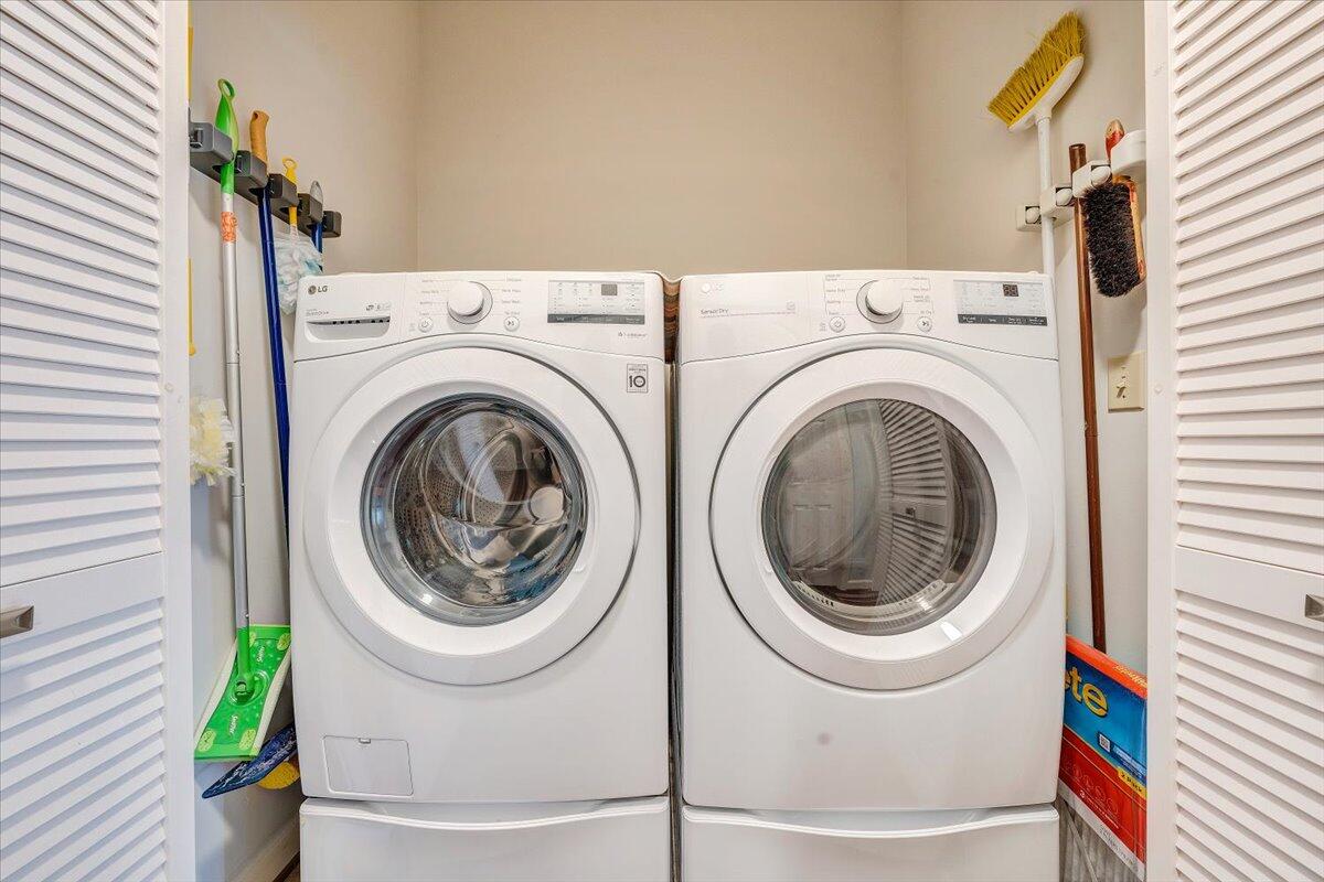 2208 S Jefferson ST Unit: 313