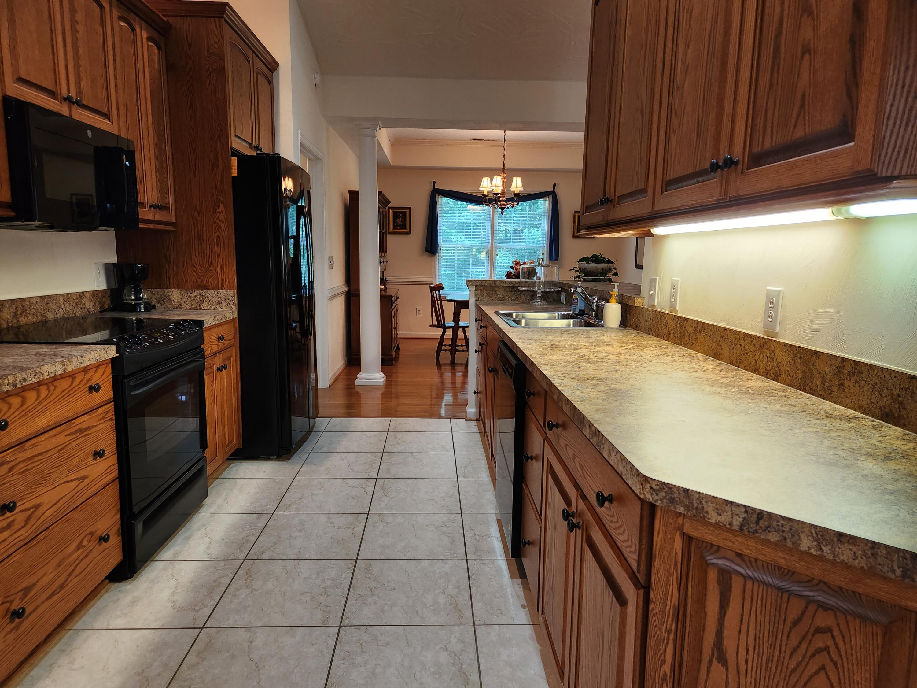 513 GREENWAY LANDING PL