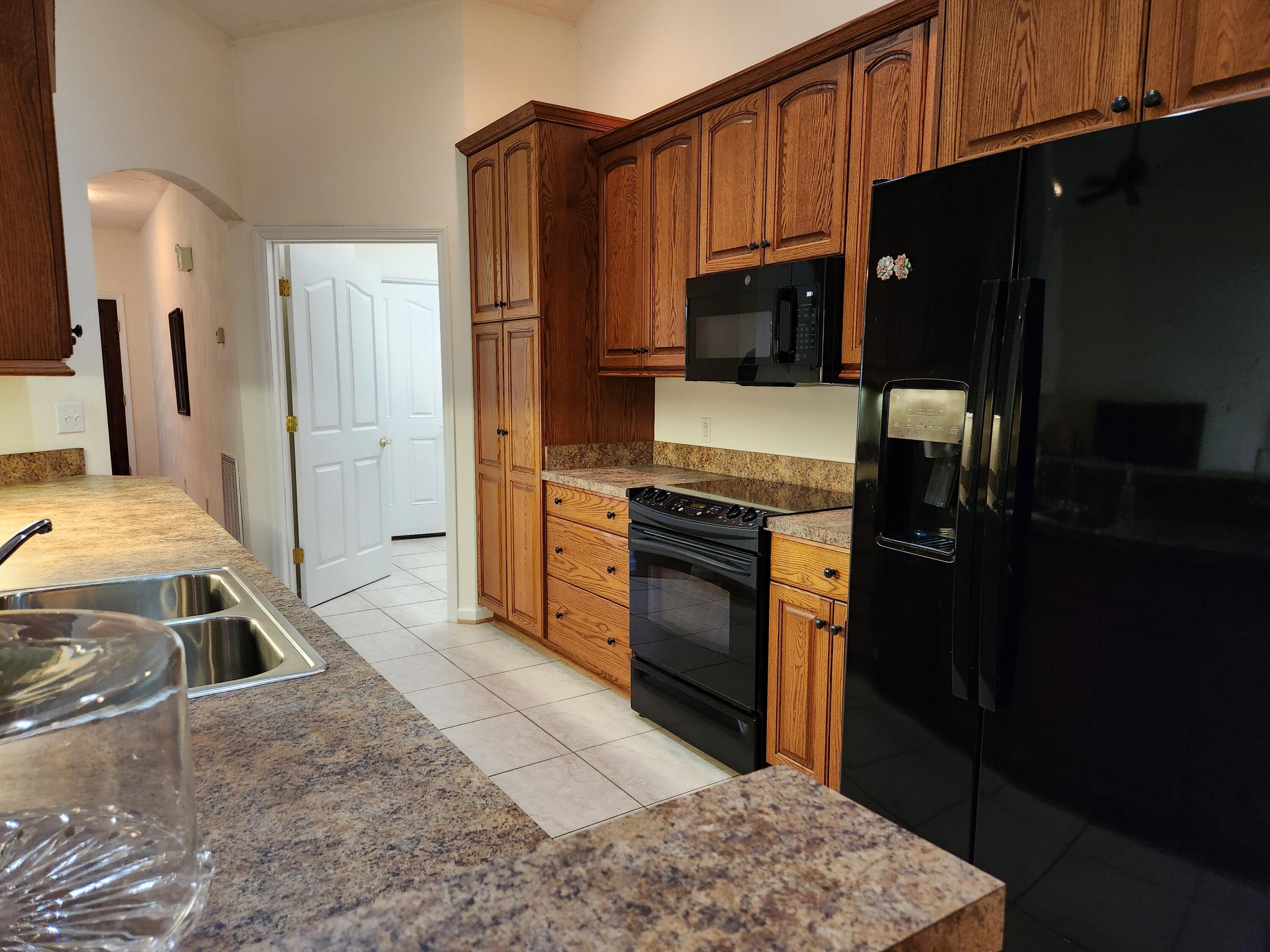 513 GREENWAY LANDING PL