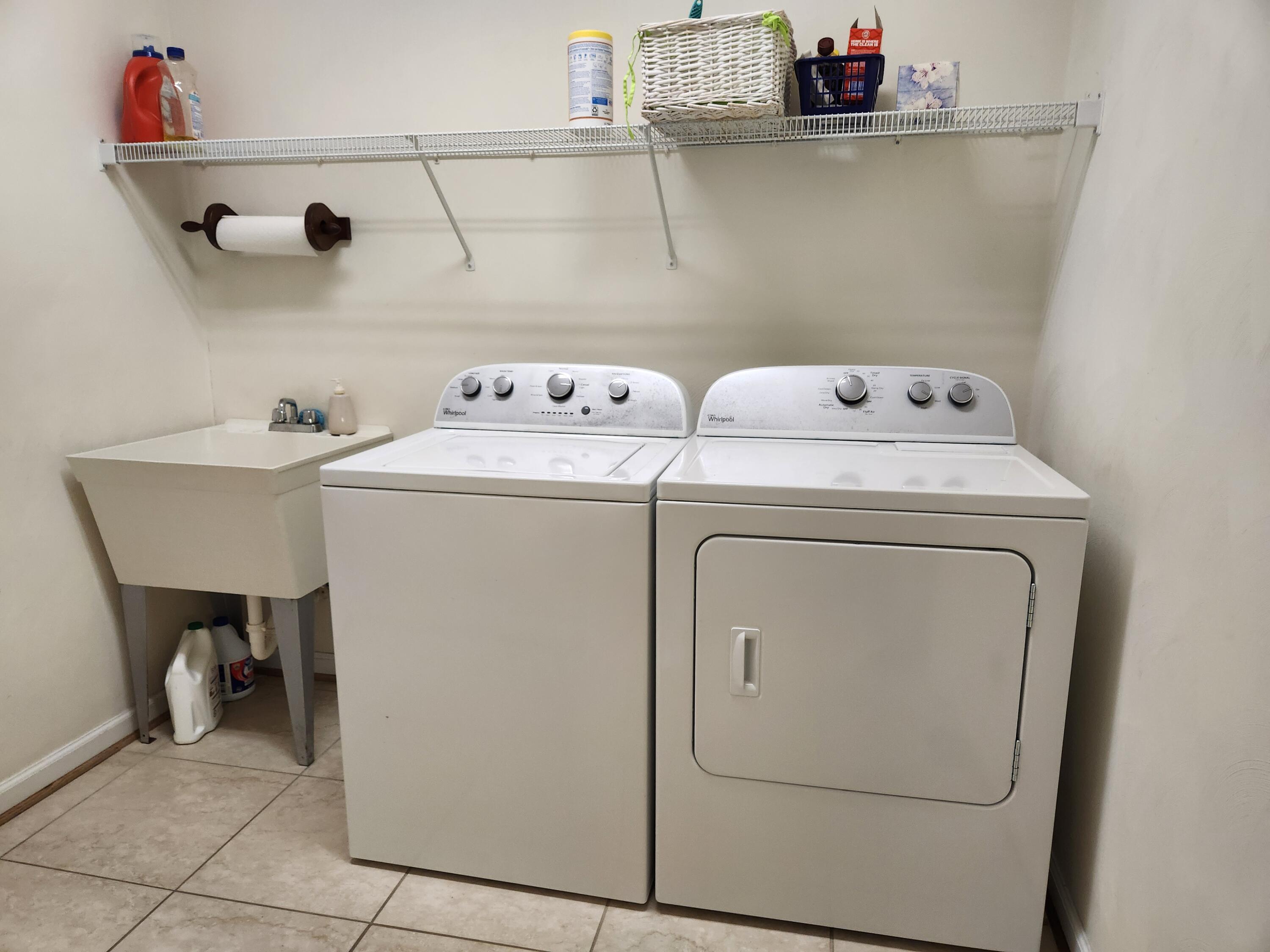 513 GREENWAY LANDING PL