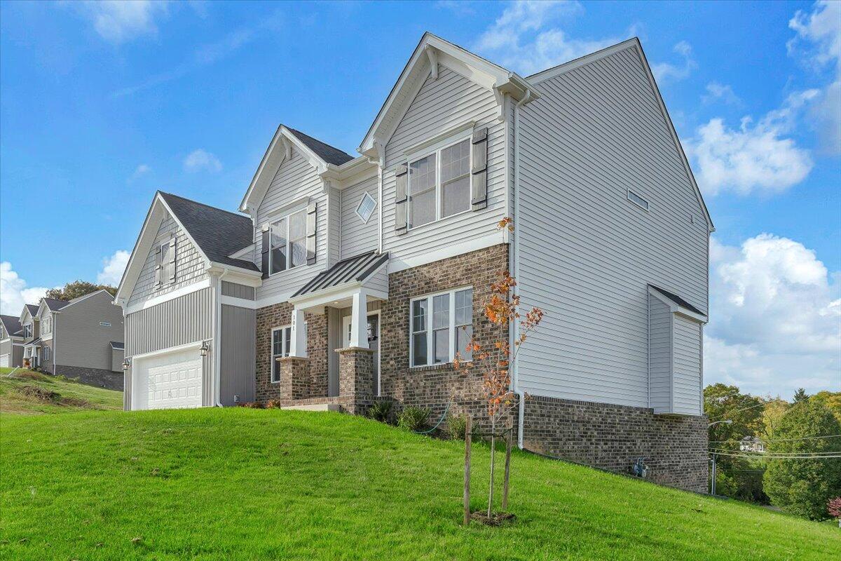 109 Simms BLVD