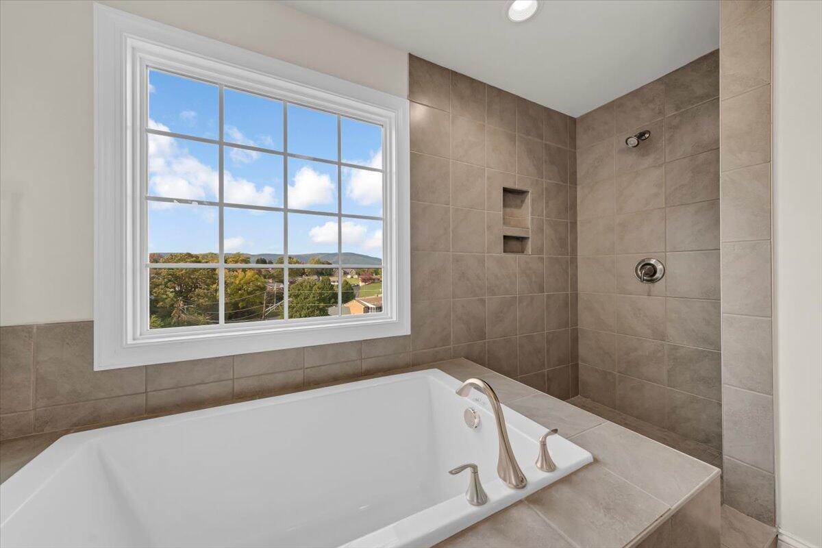 109 Simms BLVD