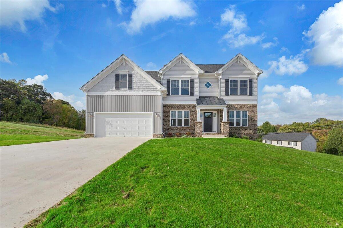 109 Simms BLVD