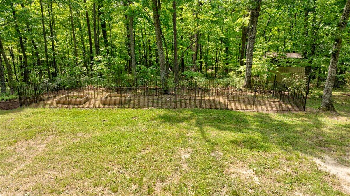1486 Hollybrook RD