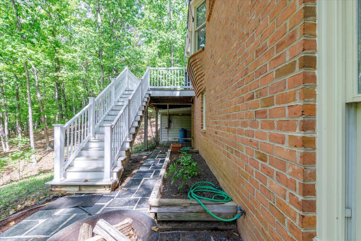 1486 Hollybrook RD