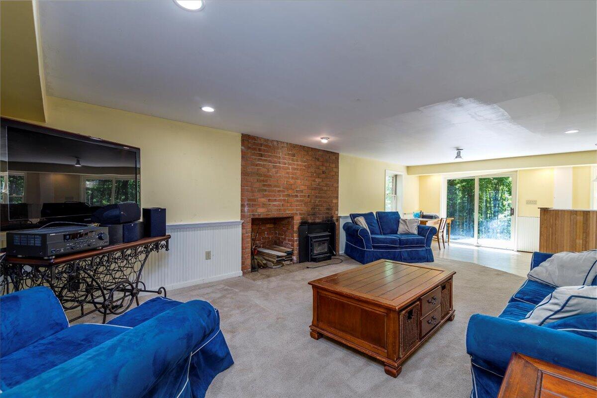 1486 Hollybrook RD