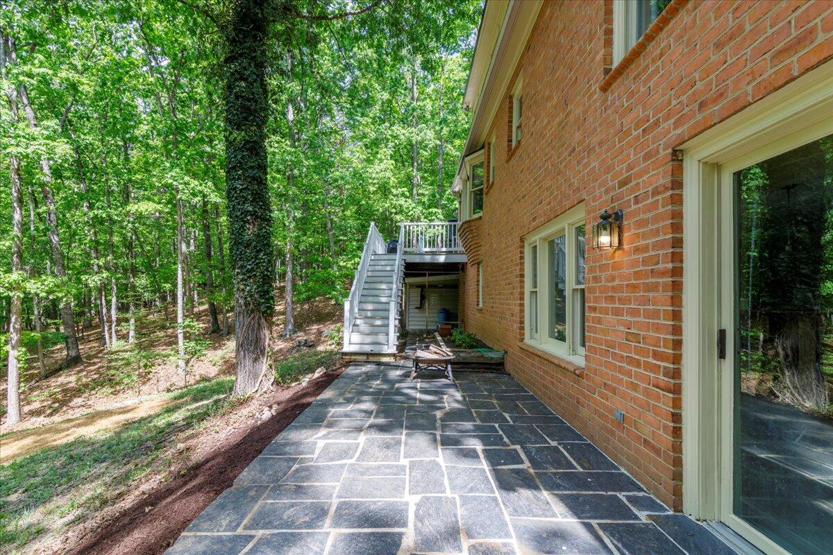 1486 Hollybrook RD