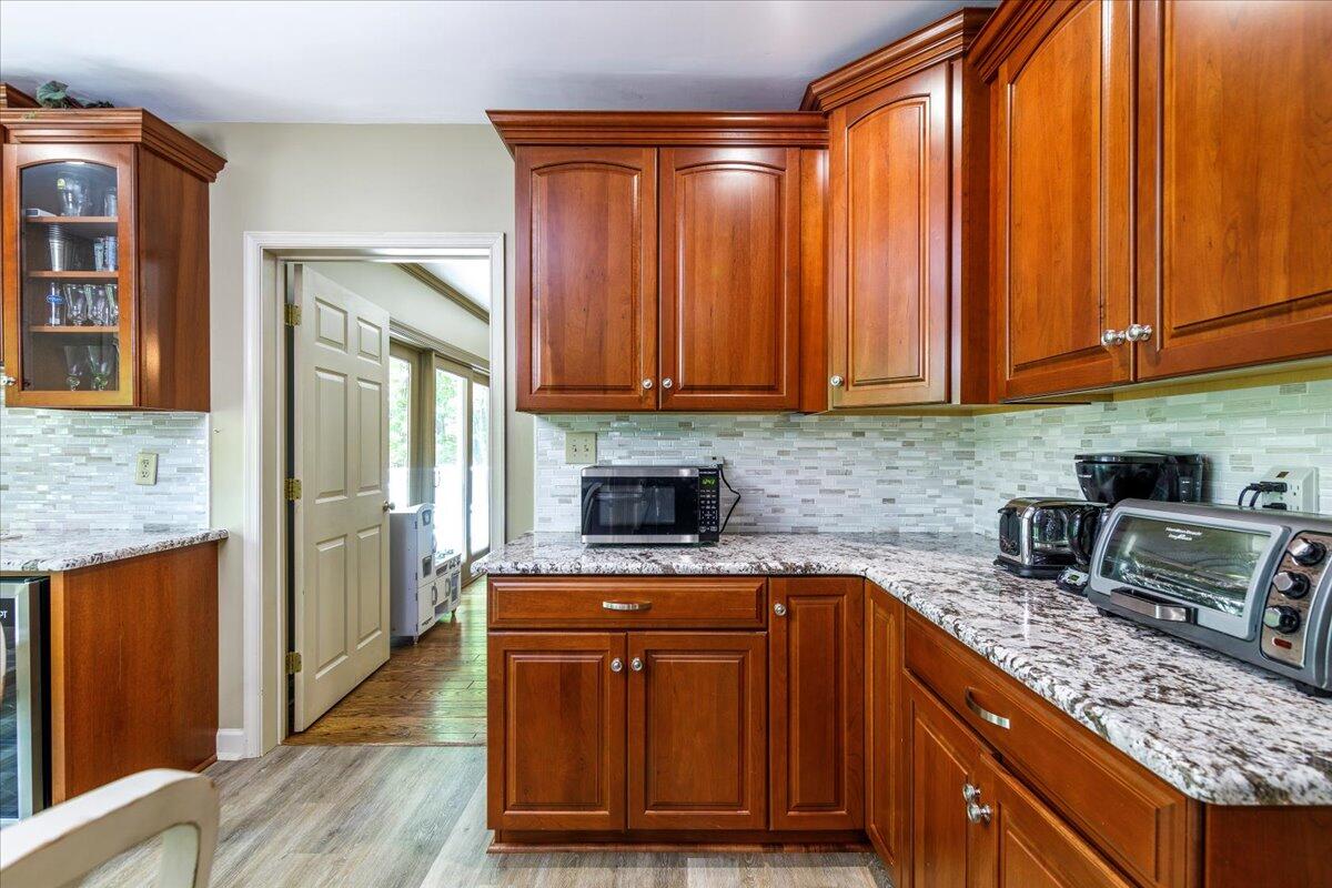 1486 Hollybrook RD