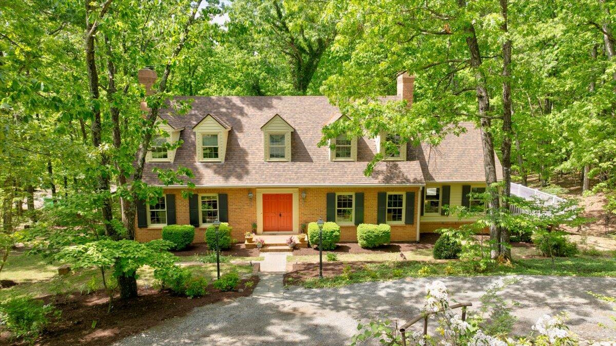 1486 Hollybrook RD
