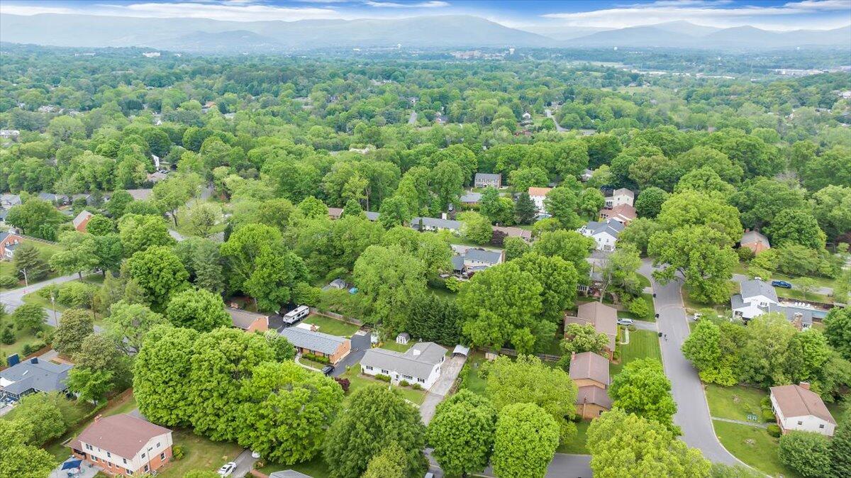 3113 Clearview DR