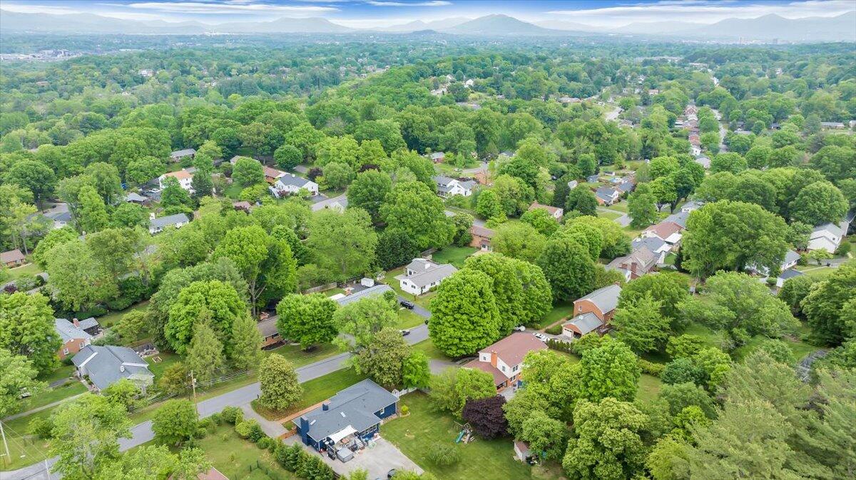 3113 Clearview DR