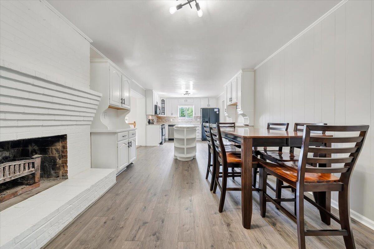 3113 Clearview DR
