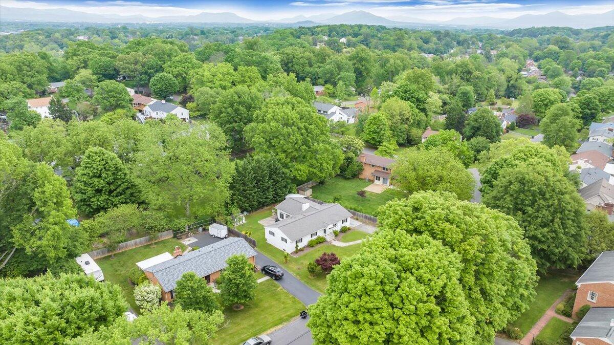 3113 Clearview DR