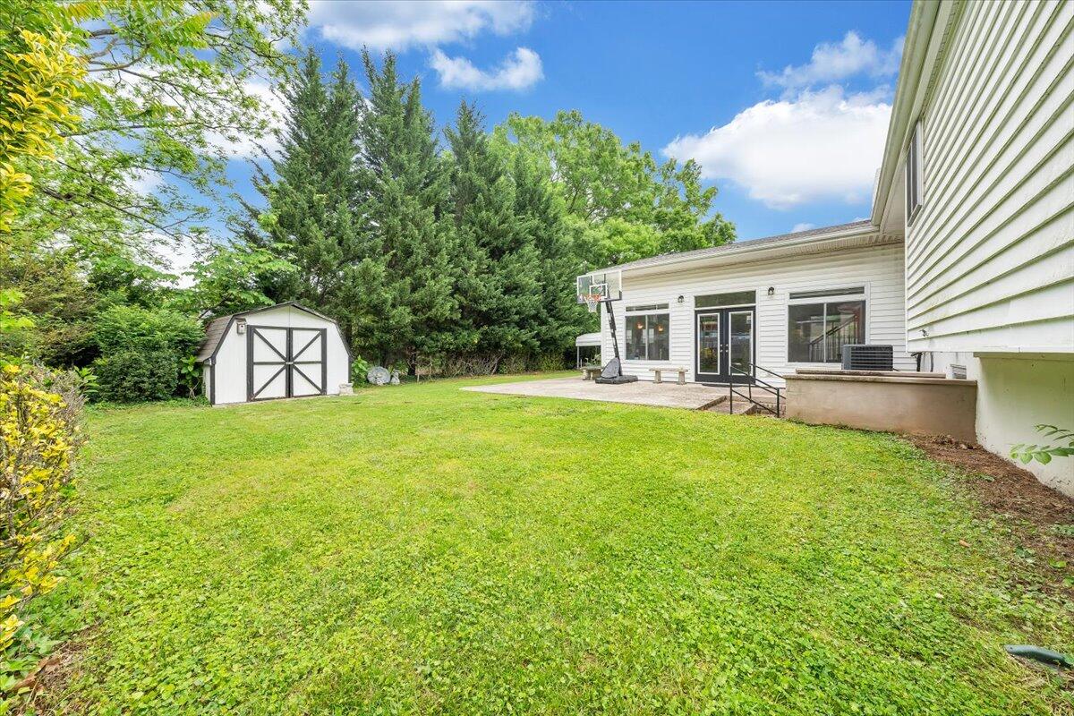 3113 Clearview DR