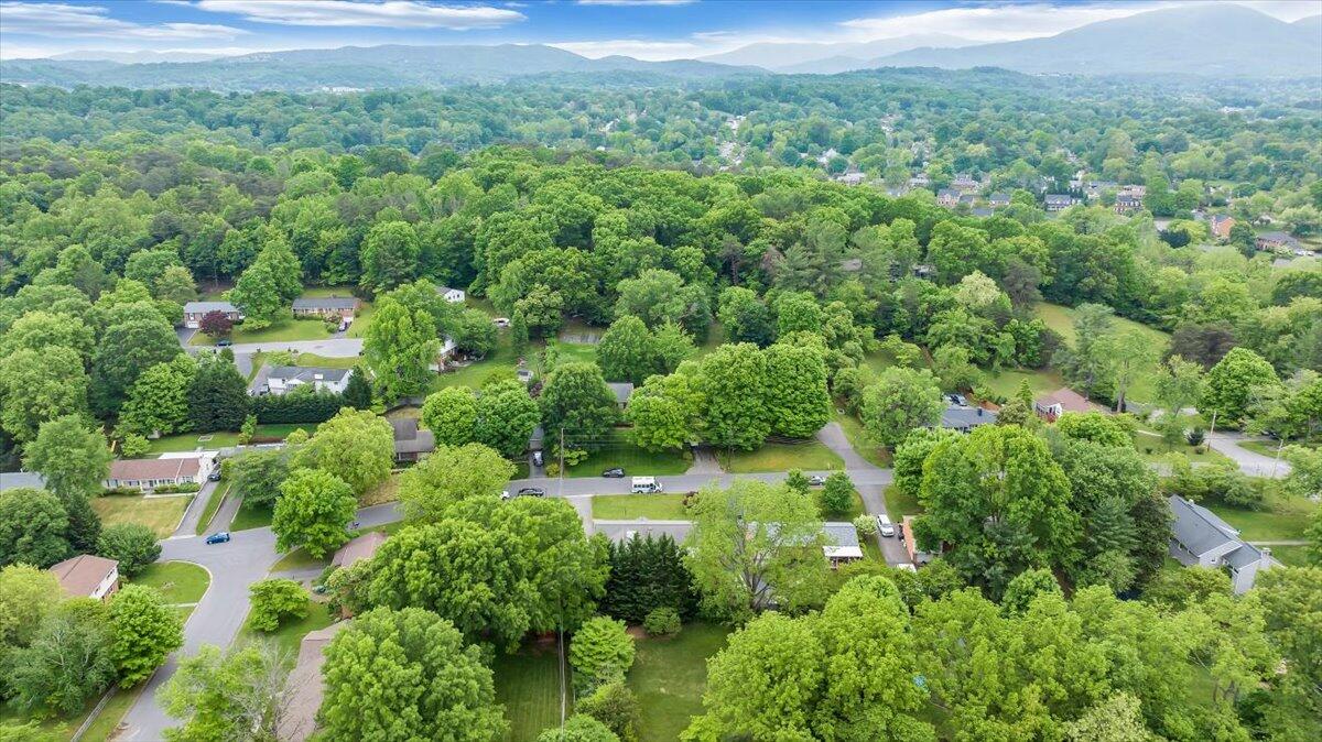 3113 Clearview DR