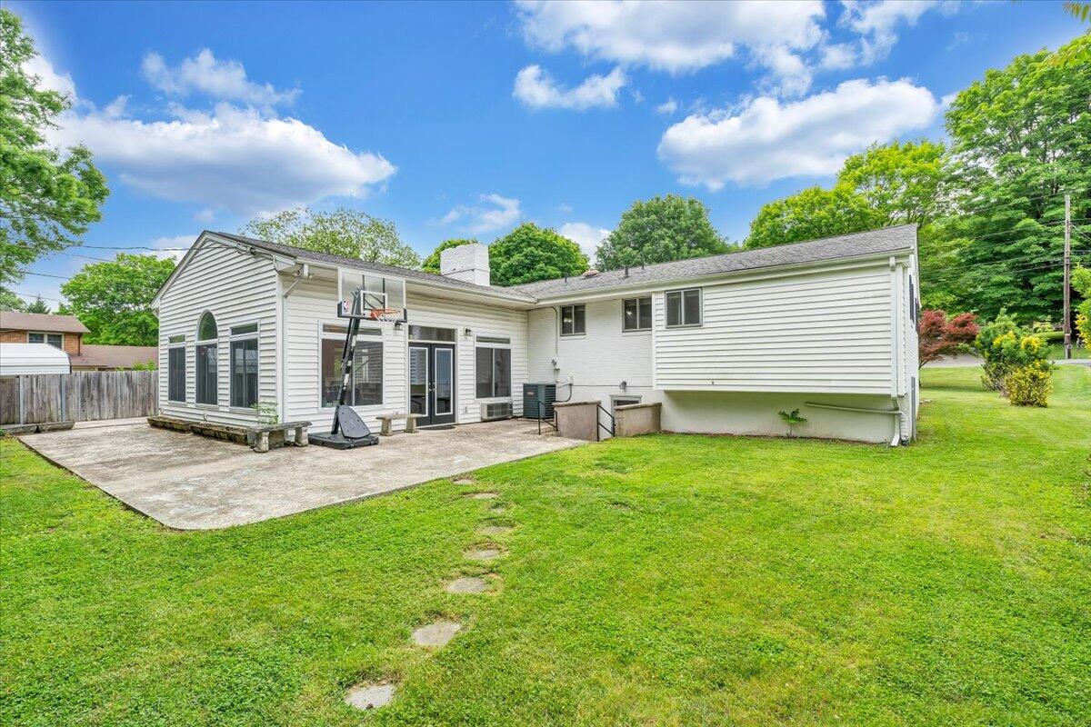 3113 Clearview DR