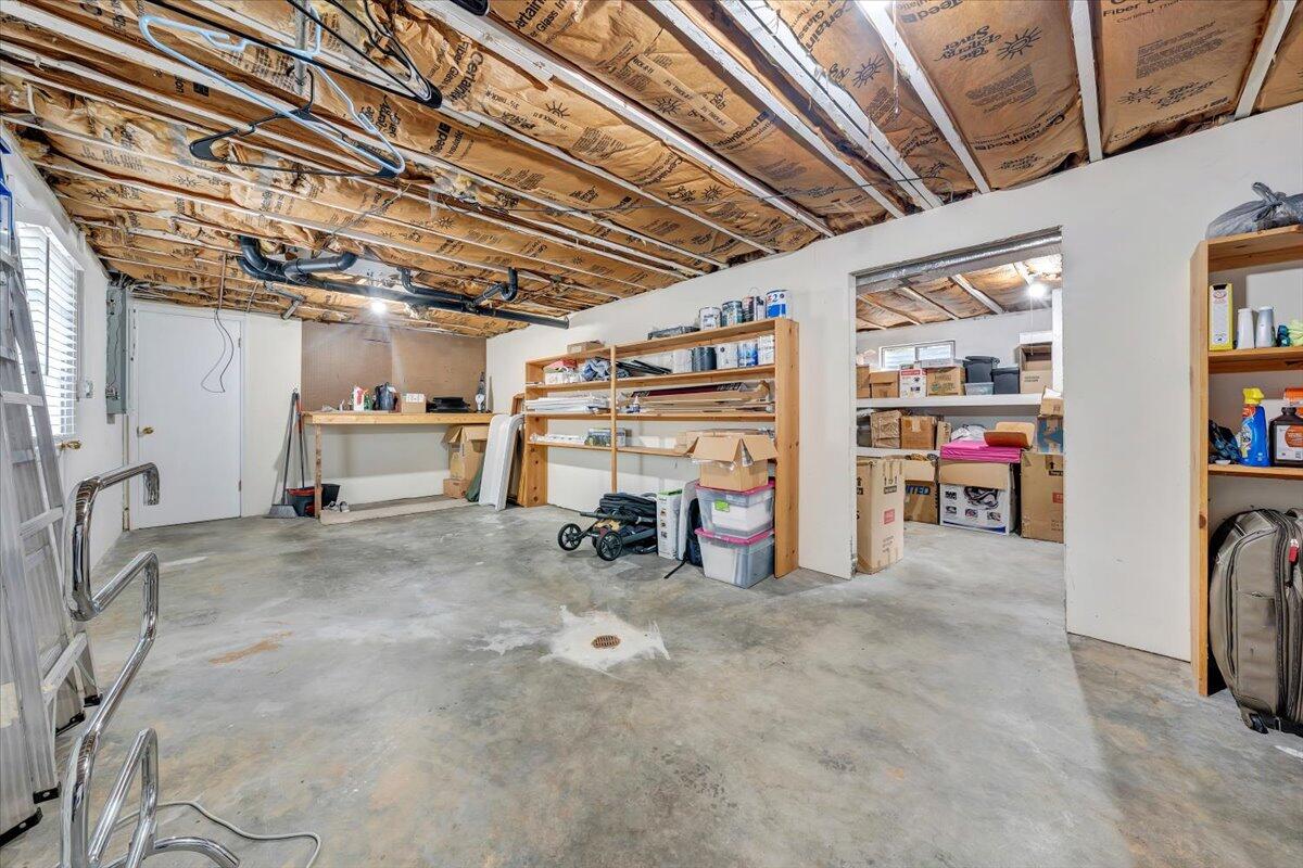3113 Clearview DR