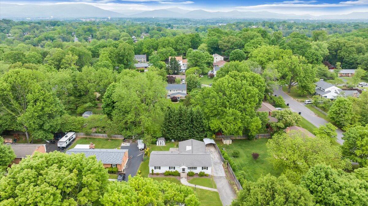 3113 Clearview DR