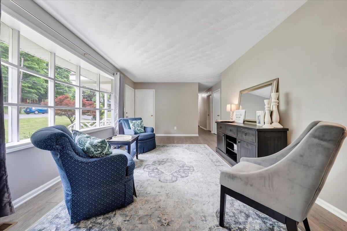 3113 Clearview DR
