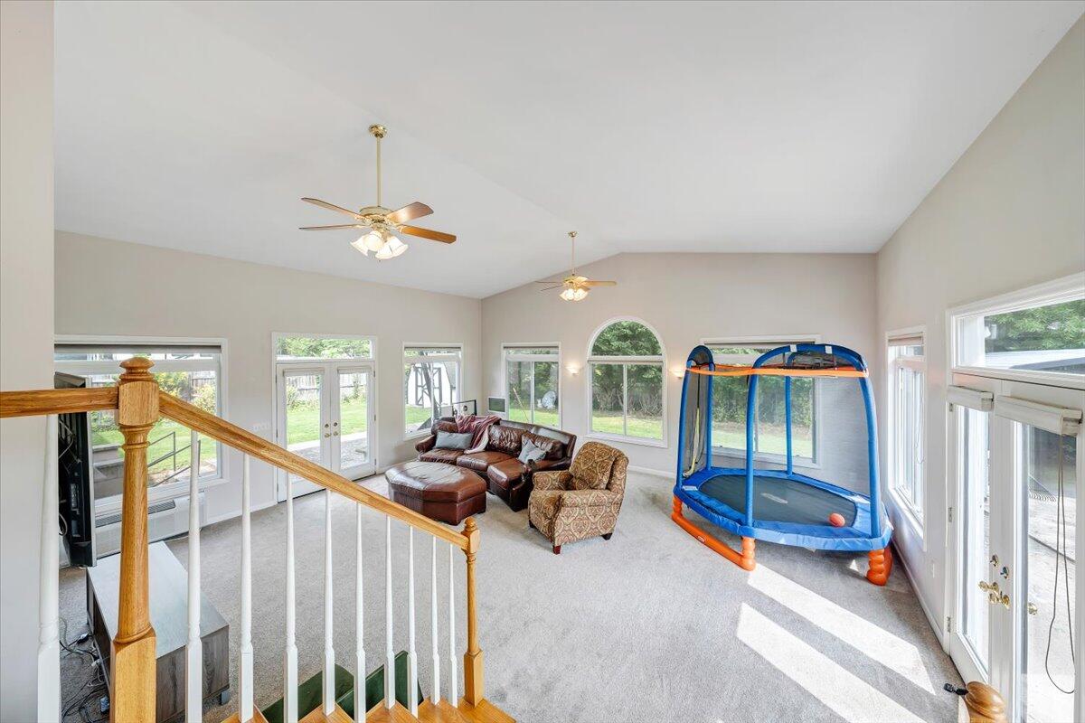 3113 Clearview DR