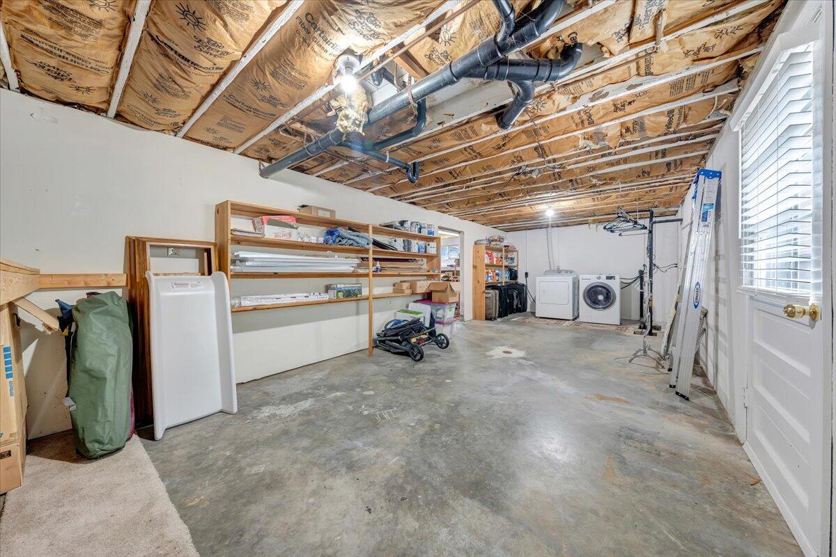 3113 Clearview DR