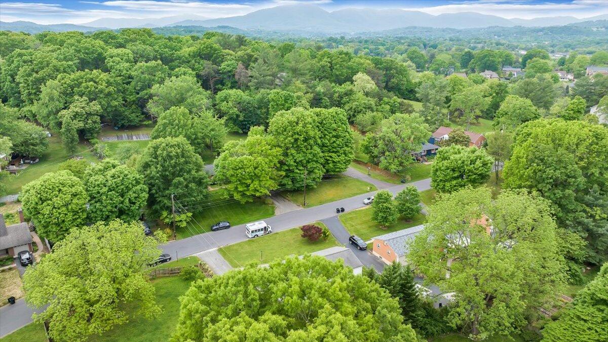 3113 Clearview DR