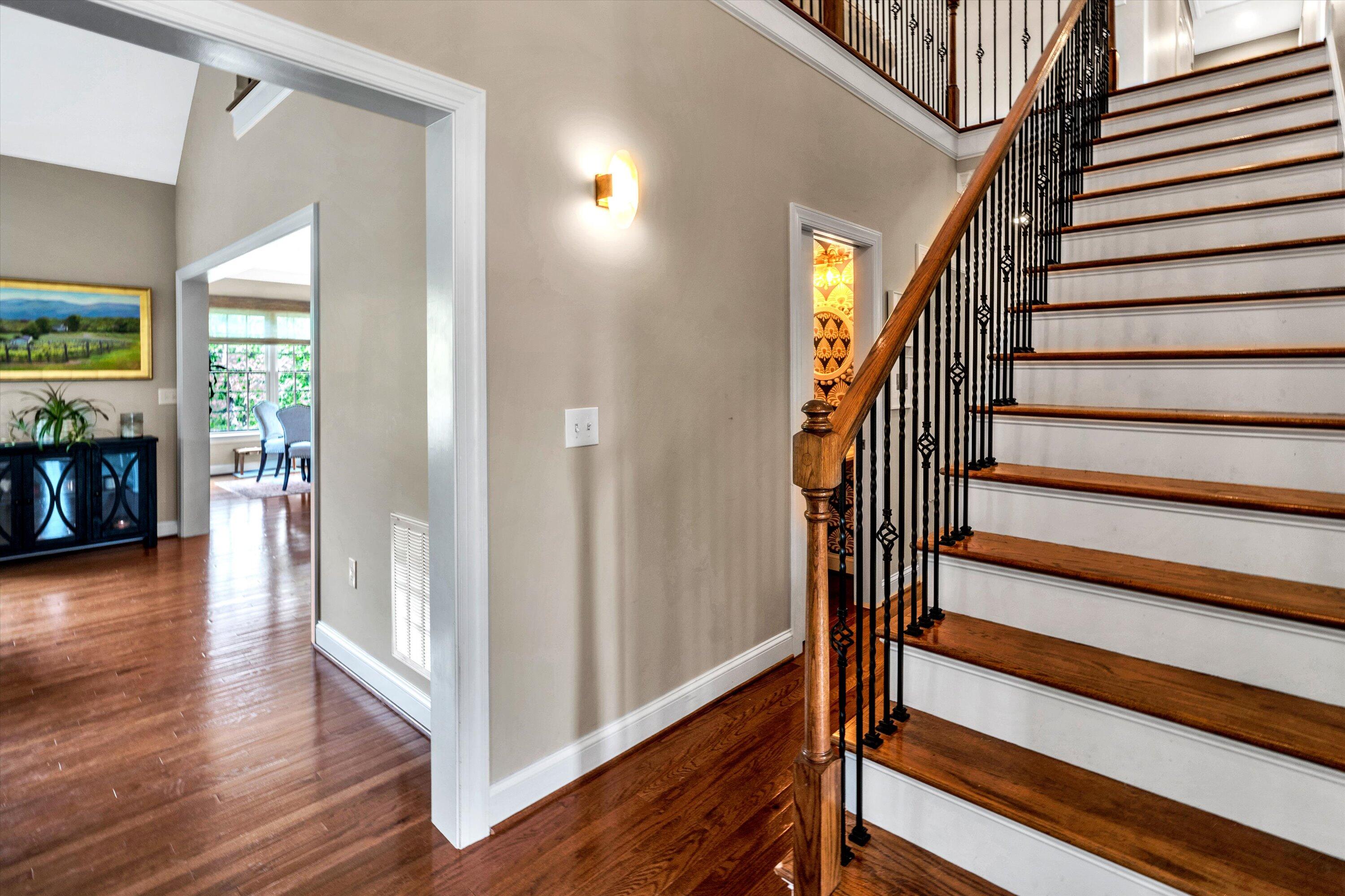 6900 Fairway Ridge RD