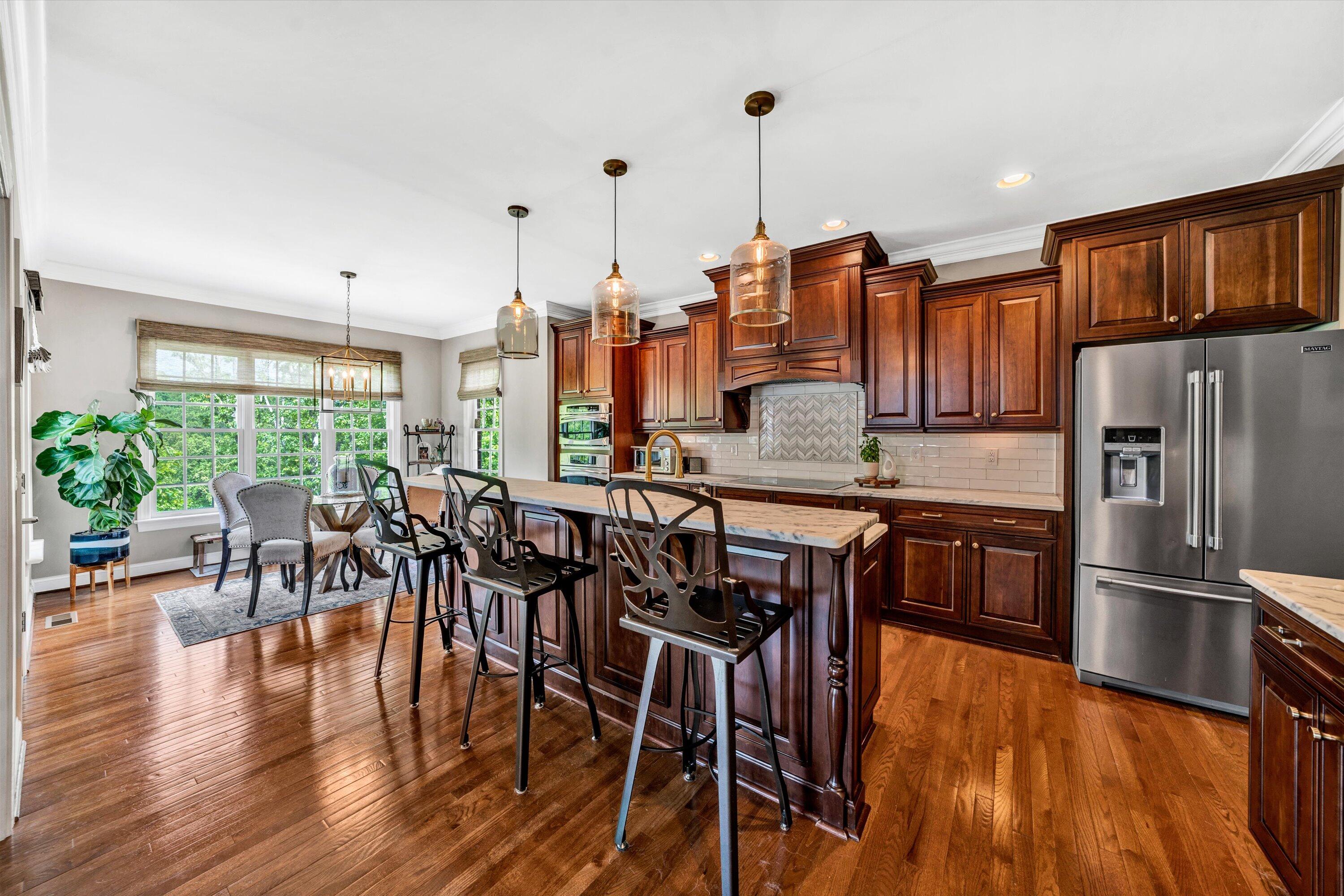 6900 Fairway Ridge RD