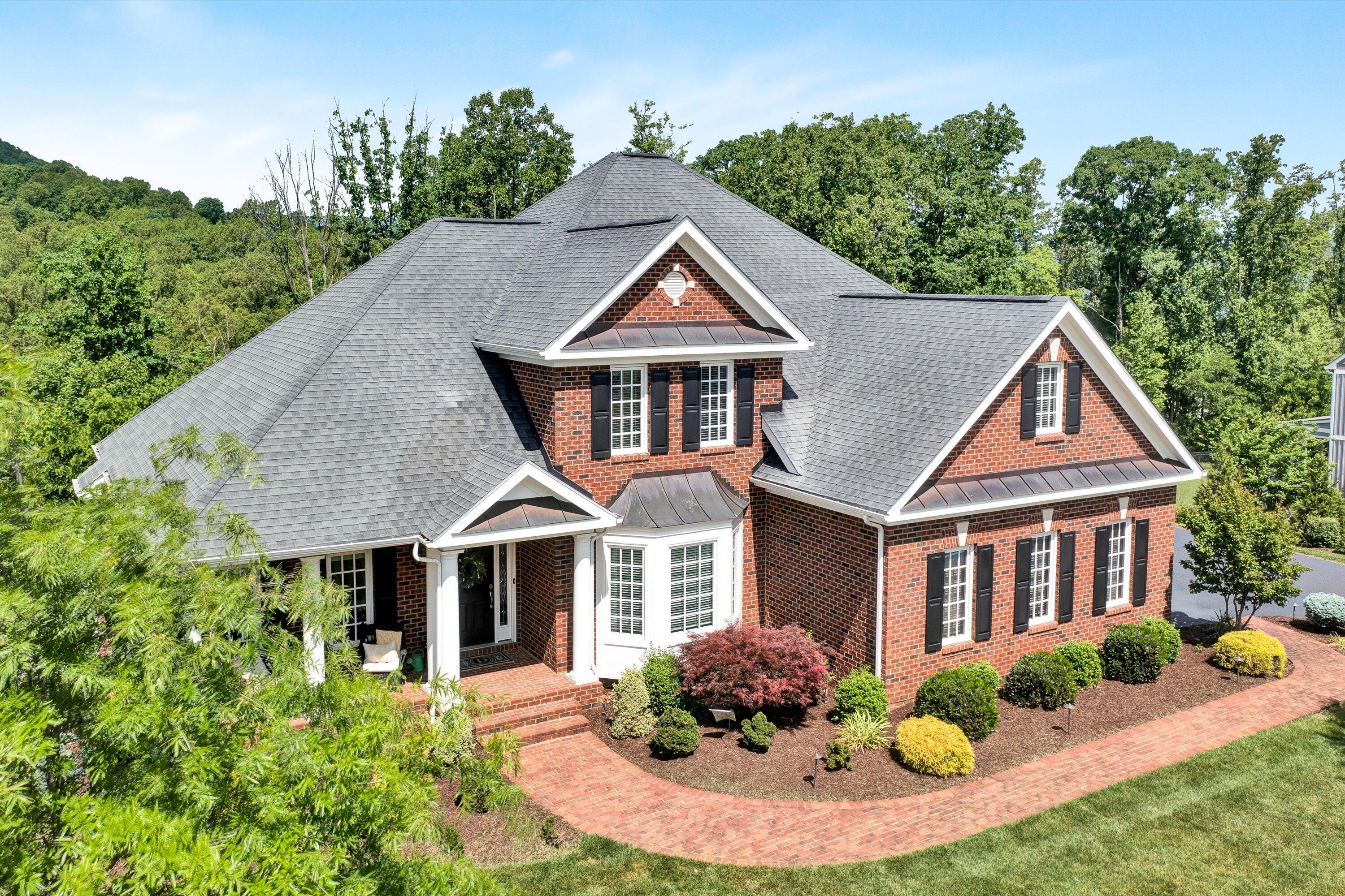 6900 Fairway Ridge RD