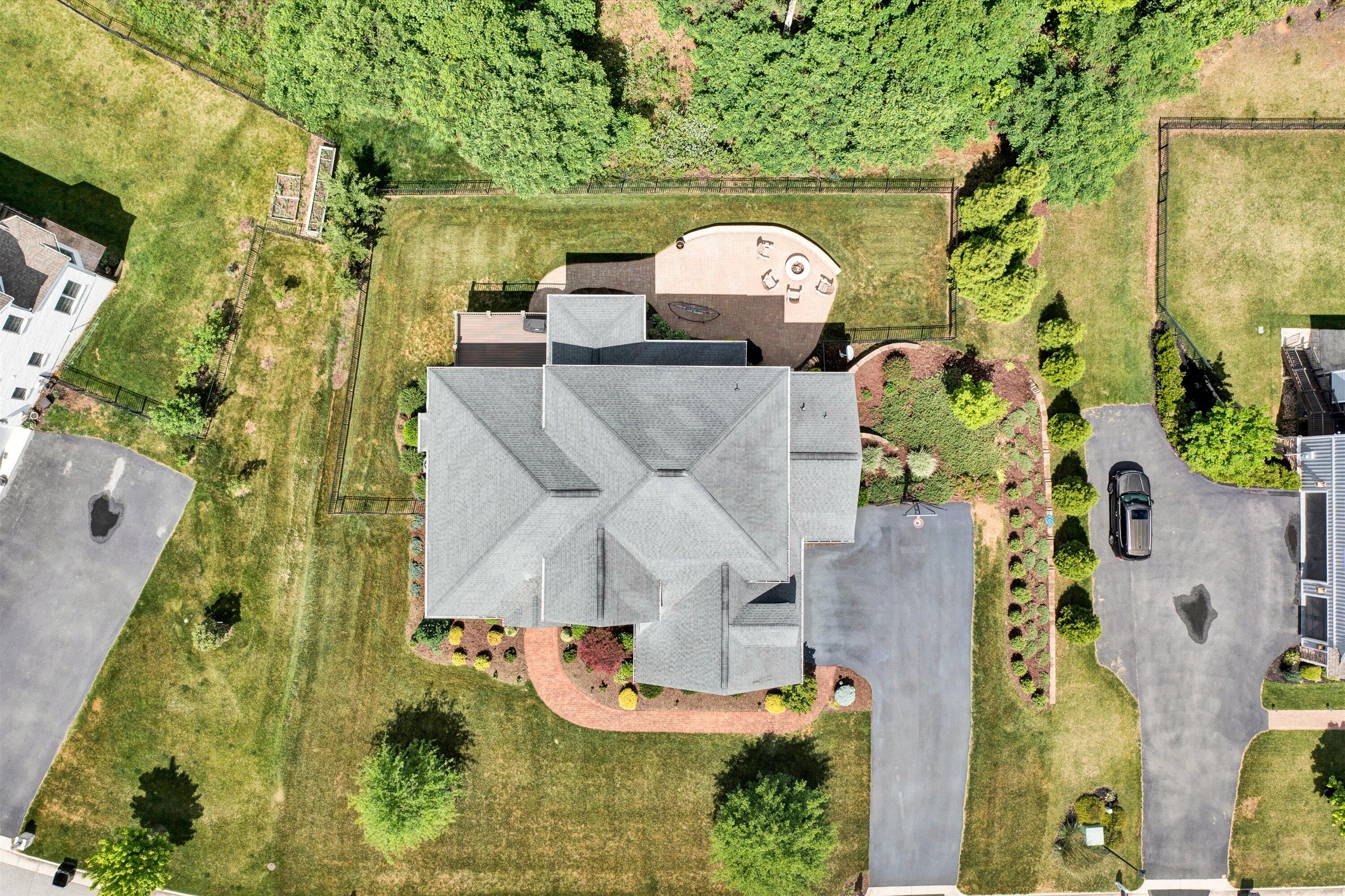 6900 Fairway Ridge RD