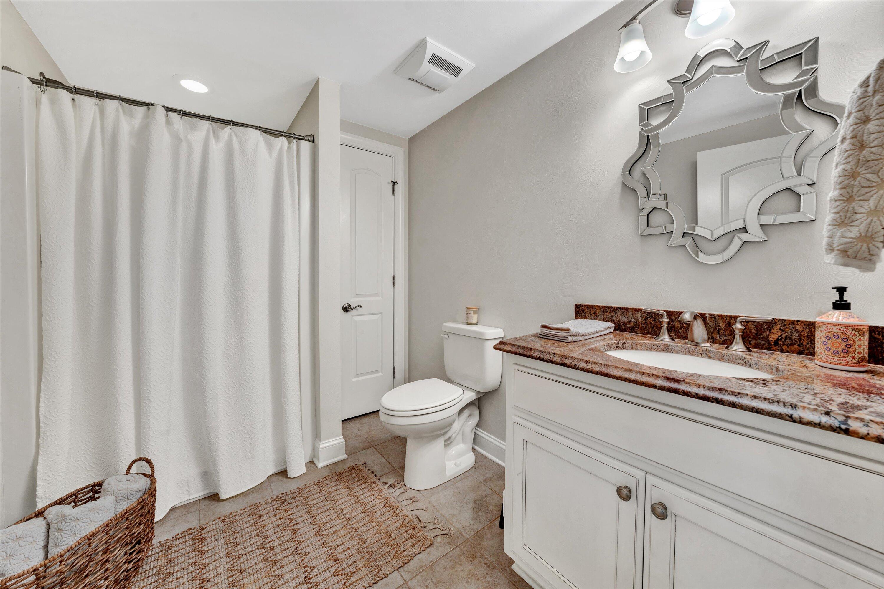 6900 Fairway Ridge RD