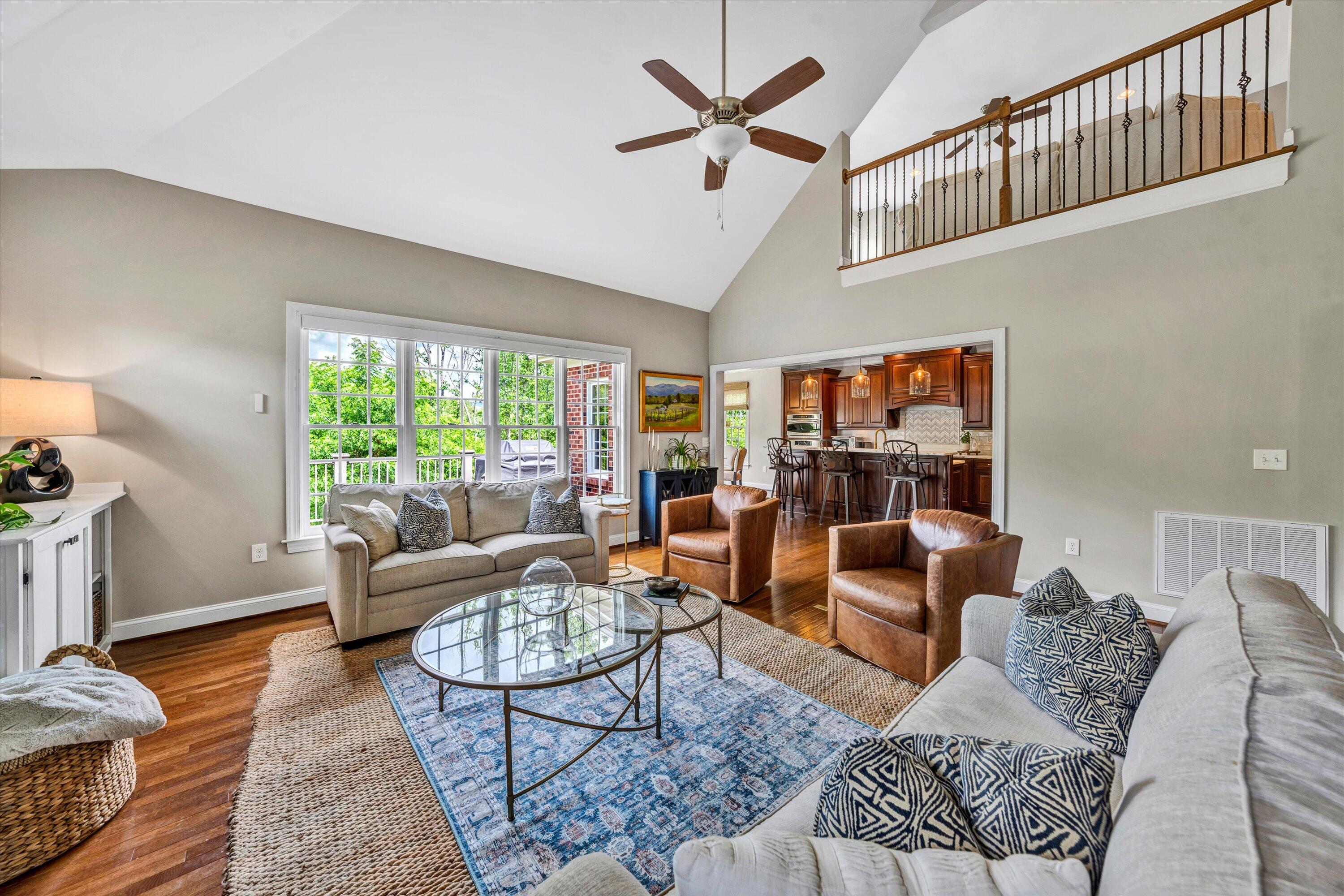 6900 Fairway Ridge RD