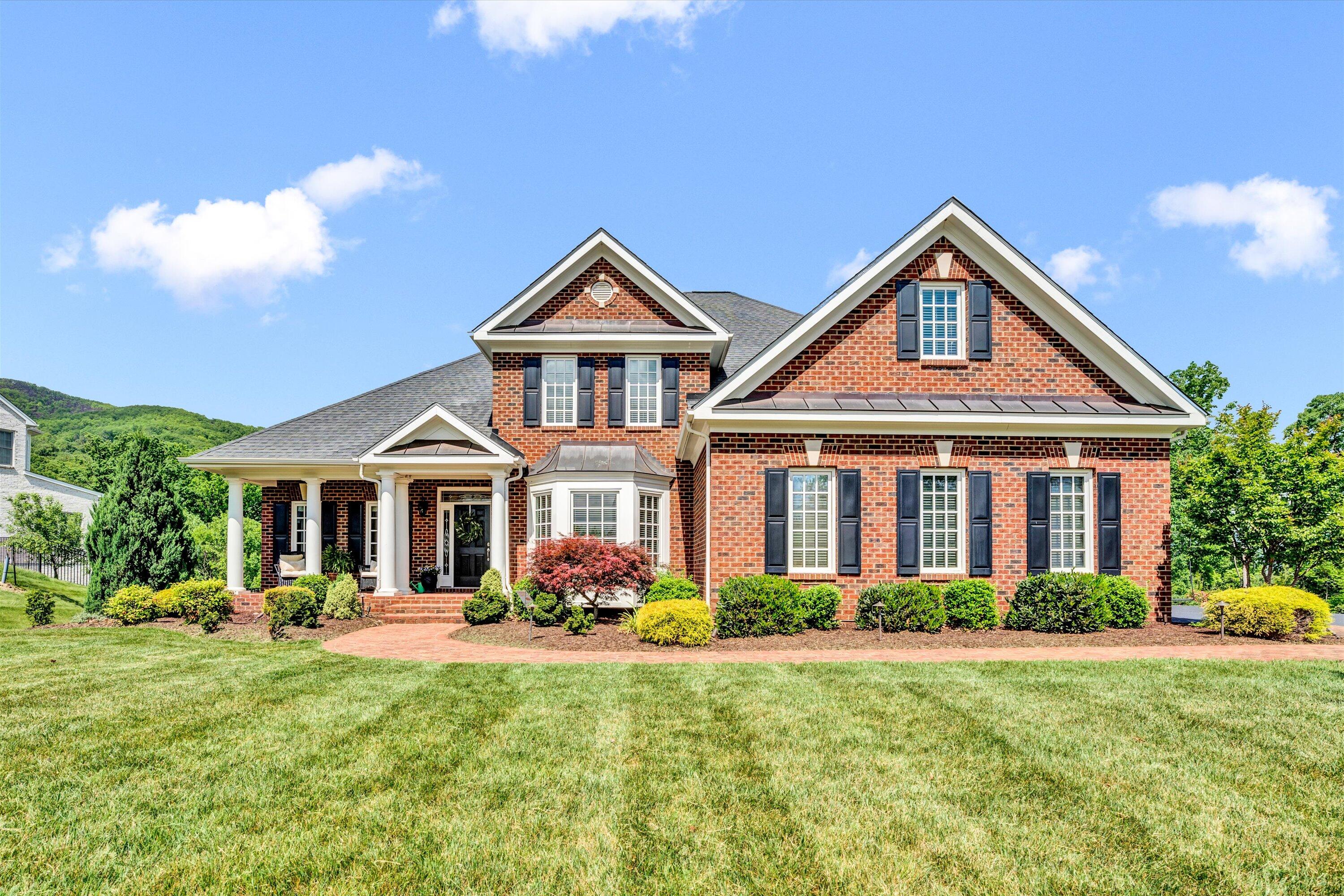 6900 Fairway Ridge RD