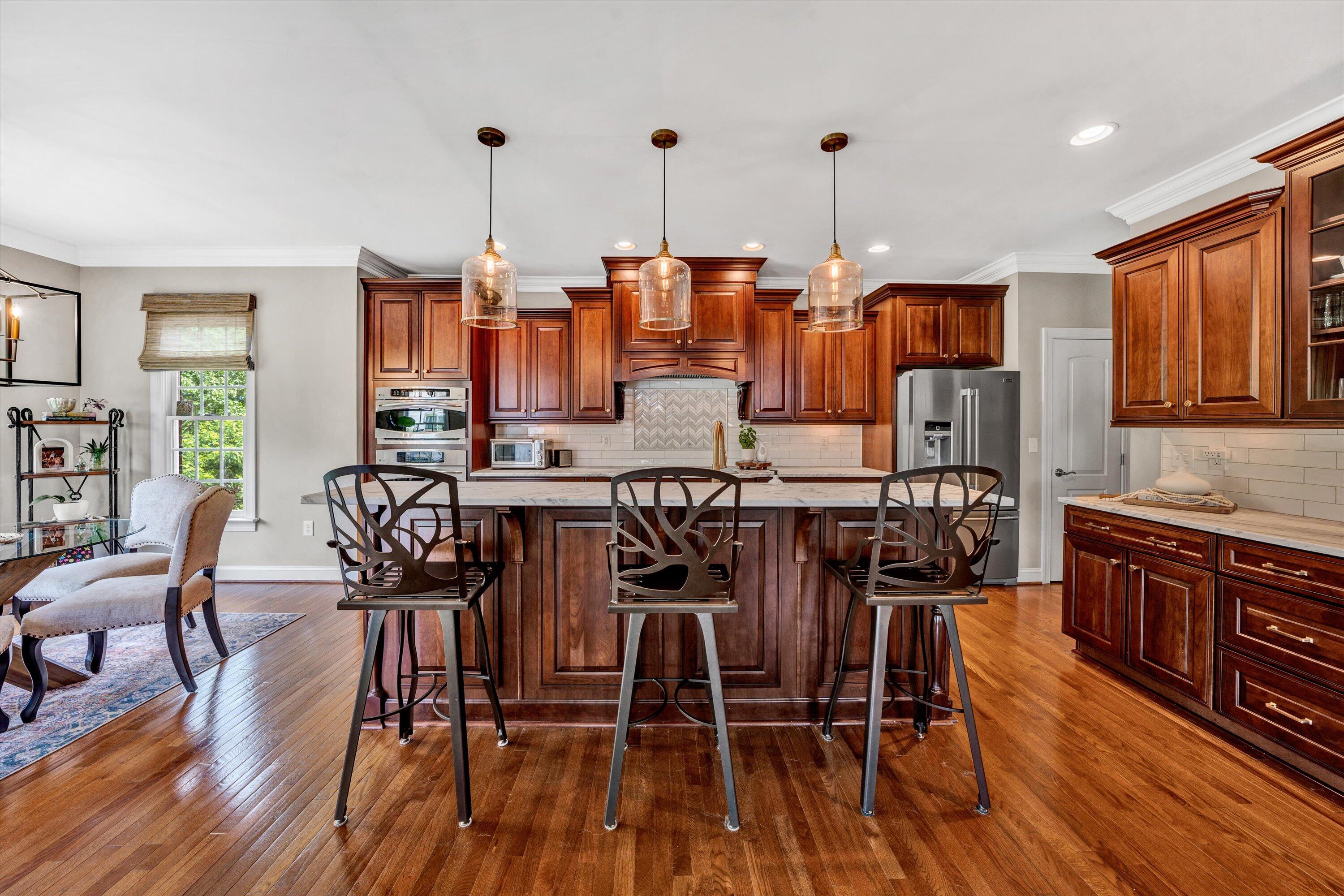 6900 Fairway Ridge RD