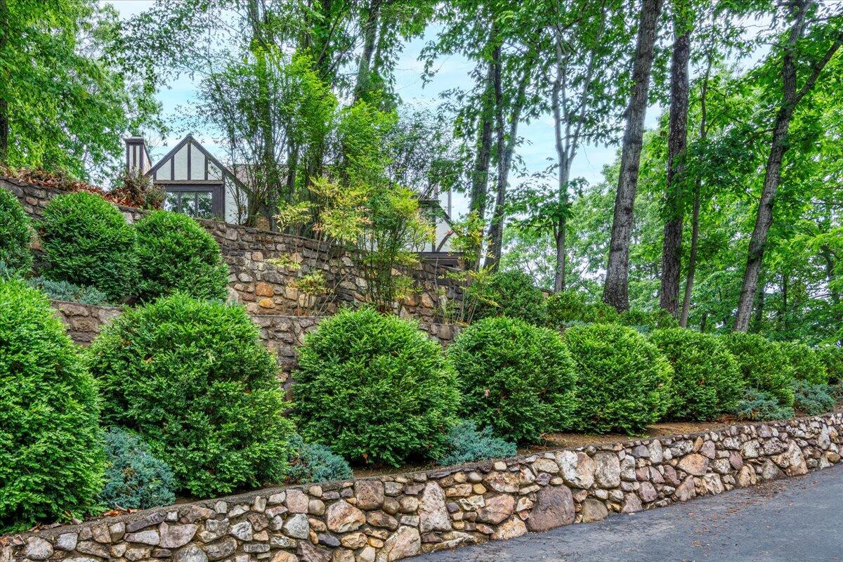 1783 Laurel Mountain DR