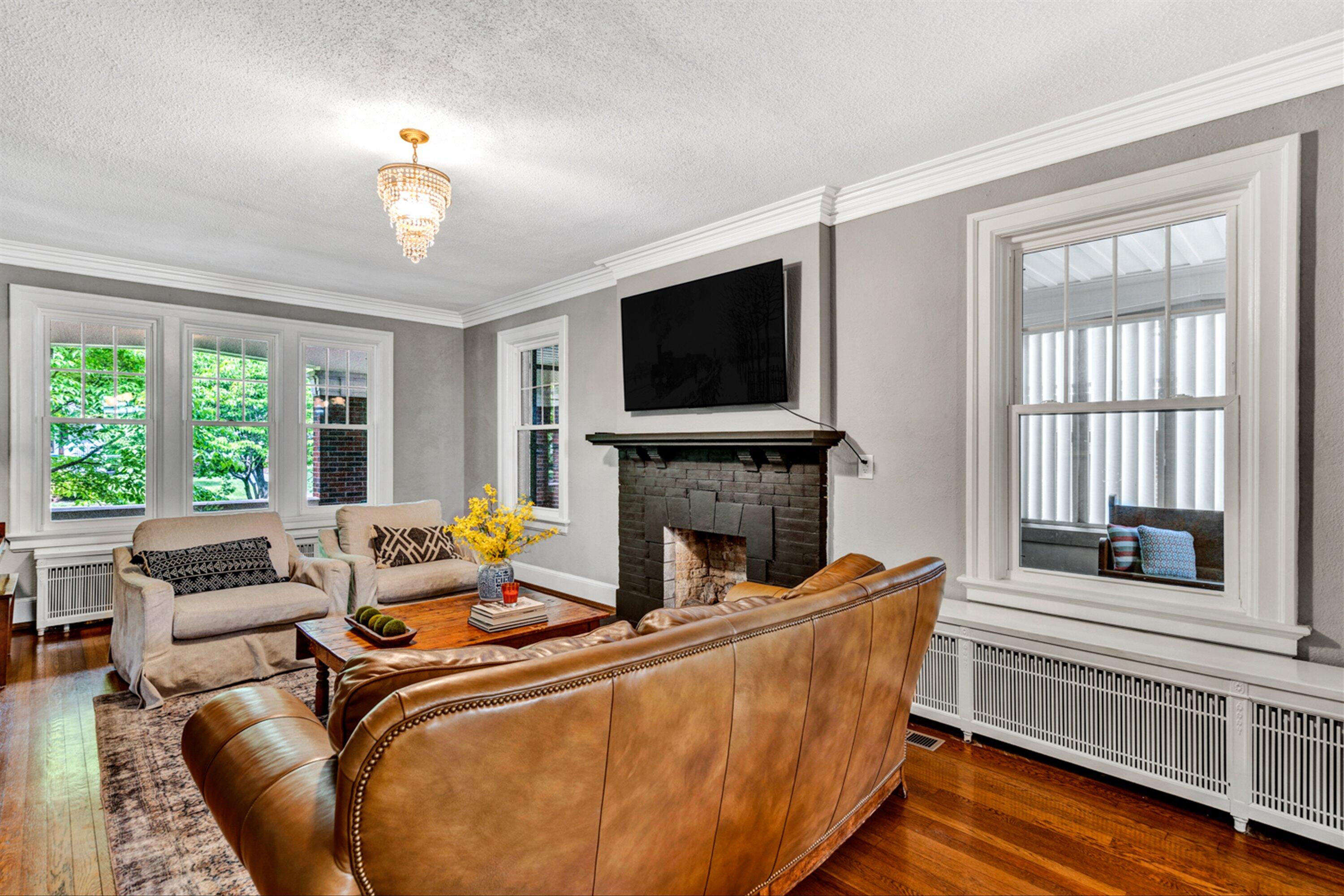 1826 Greenwood RD SW