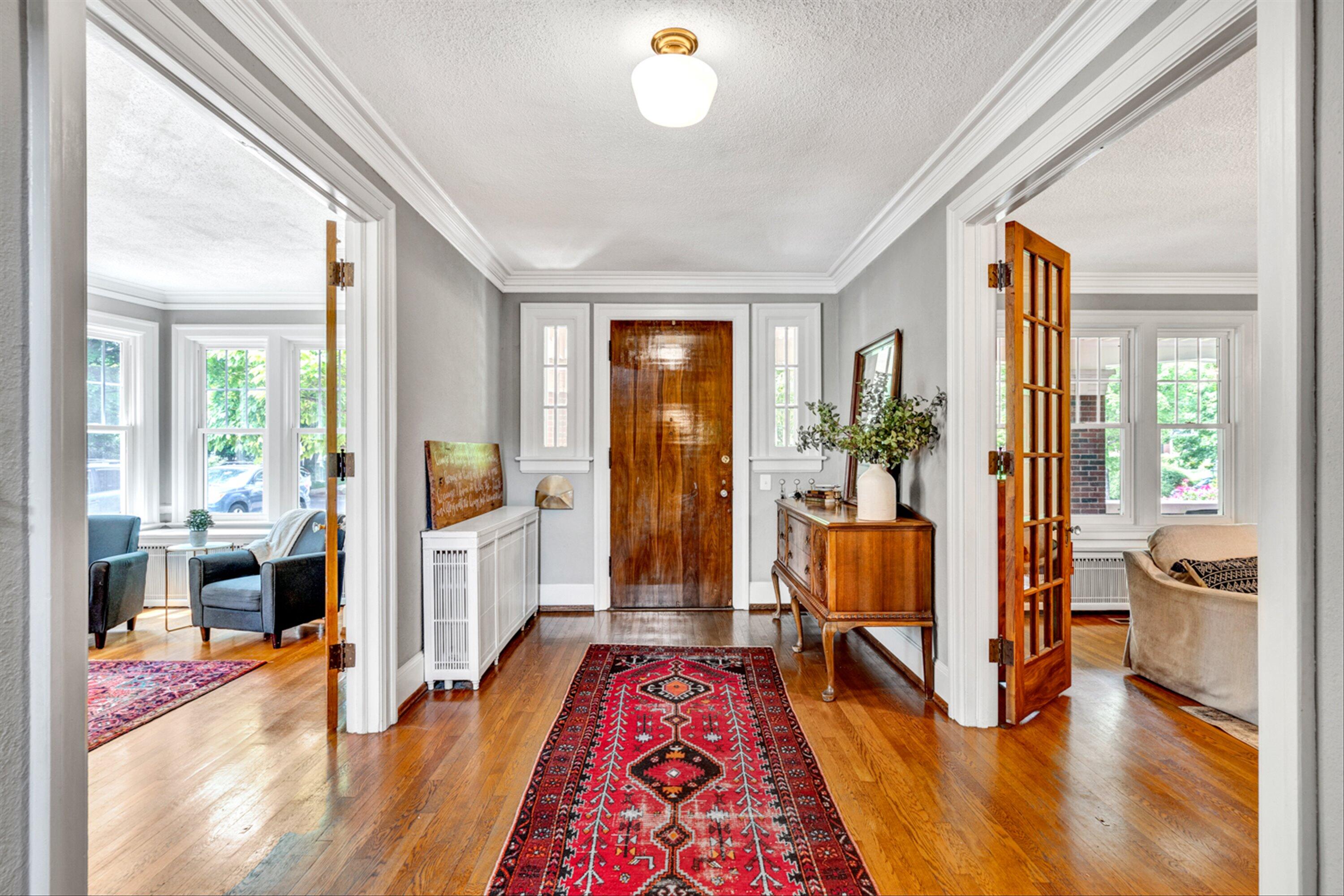 1826 Greenwood RD SW