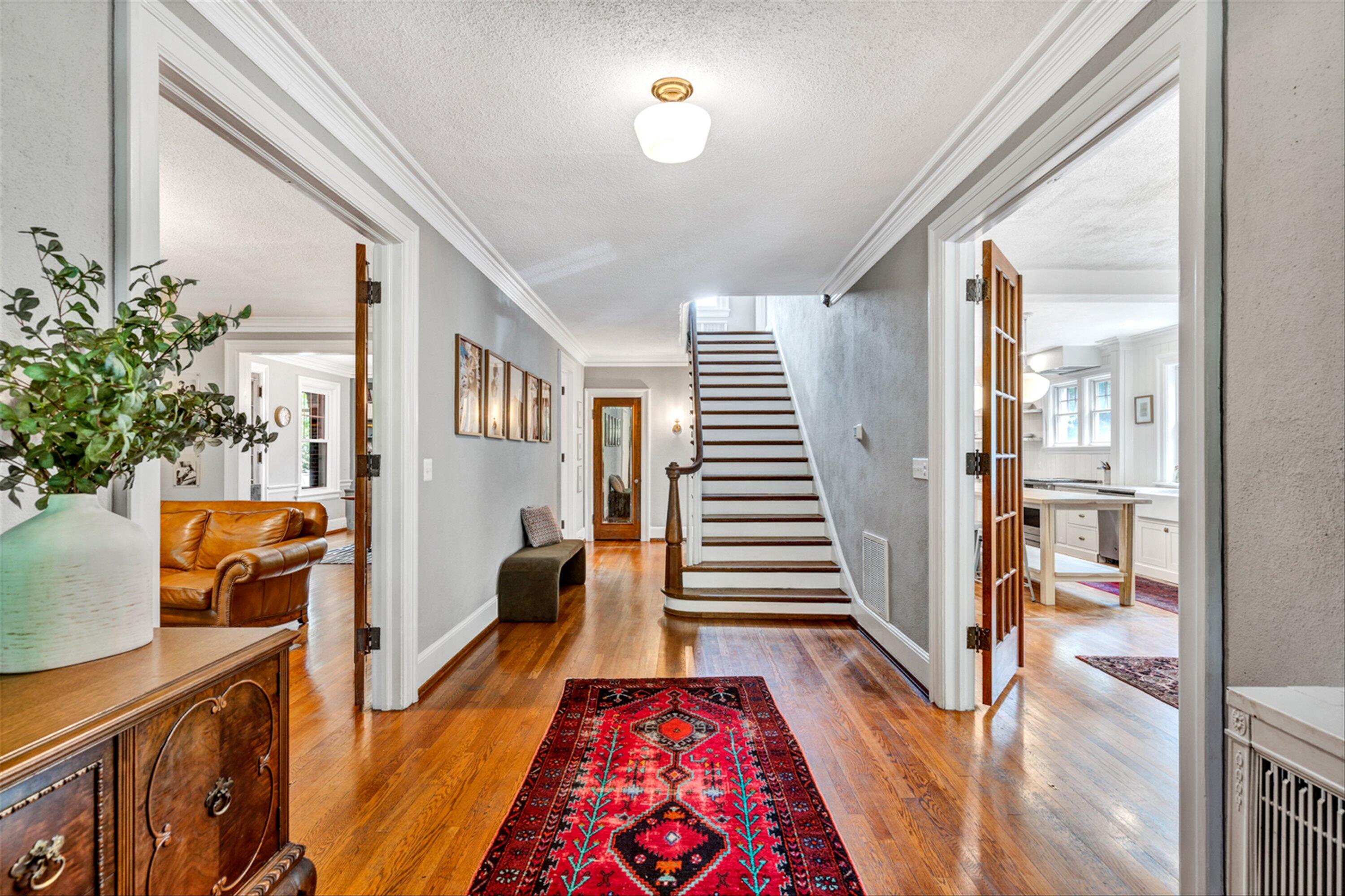 1826 Greenwood RD SW