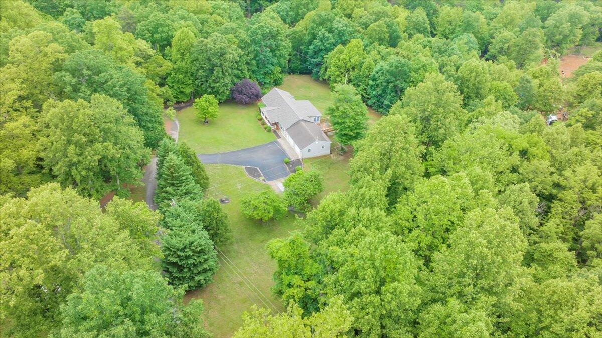 2684 Mountain Valley RD