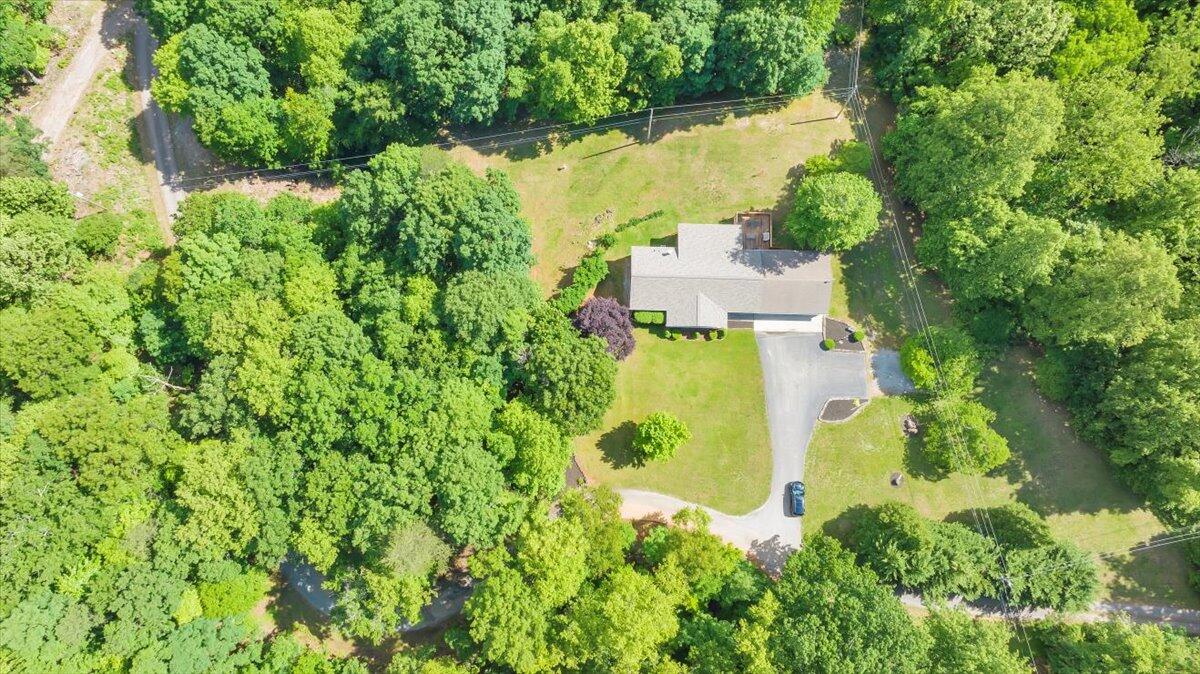 2684 Mountain Valley RD